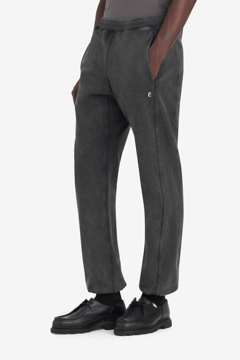ETUDES STUDIO SWEATPANT E BLACK 2 ETUDES STUDIO SWEATPANT E BLACK 2